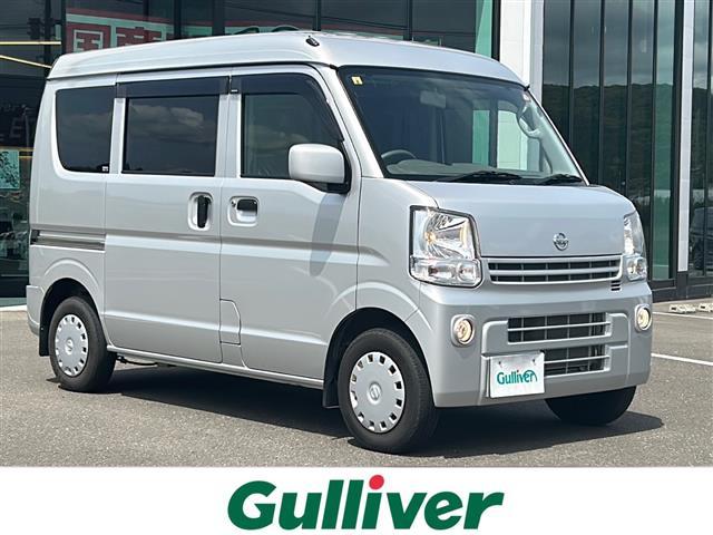 ＧＸ　純正ＳＤナビ　バックカメラ　フルセグテレビ　純正フロアマット　ＭＴ車　４ＷＤ　パワーウインドウ　電動格納ミラー　ドアバイザー　エアバッグダブル　パワーステアリング　保証書　取扱説明書