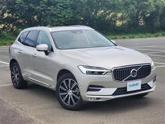 ボルボ　ＸＣ６０　Ｔ５　ＡＷＤ　インスクリプション