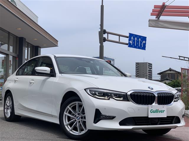 ３２０ｄ　ｘＤｒｉｖｅ　ワンオーナー　純正ナビ　前後ドライブレコーダー　アクティブクルーズコントロール　ハンズオフアシスト　レーンチェンジウォーニング　パーキングアシスト　衝突軽減ブレーキ　置き型スマホ充電　シートヒーター