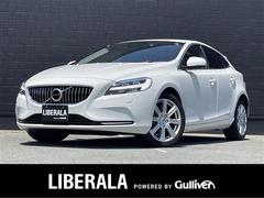 ボルボ　Ｖ４０　Ｄ４　インスクリプション　黒革　純正ナビ