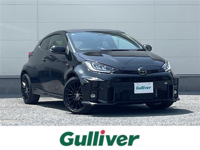 ＲＳ　トヨタセーフティーセンス・純正８インチディスプレイオーディオ・バックカメラ・ビルドインＥＴＣ２．０・ドライブレコーダー・ＬＤＣ・ＢＳＭ・取扱説明書・ＬＥＤライト・シートヒーター