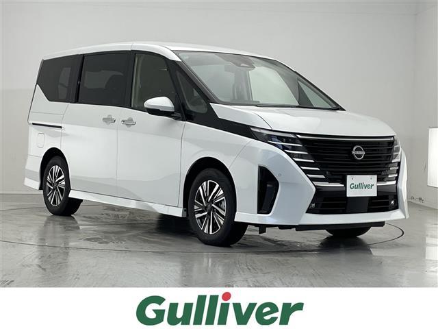 セレナe-POWER（日産）ｅ−パワー　ハイウェイスターＶ　登録済未使用車／純正１２．３型ナビ／フルセグＴＶ／Ｂｌｕｅｔｏｏｔｈ／プロパイロット／全方位モニター／両側電動／左側ハンズフリー／クリアランスソナー／ワイヤレス充電／オートハイビーム／オートライト 中古車画像