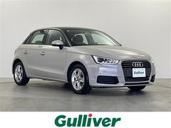 アウディ　Ａ１スポーツバック　１．０ＴＦＳＩ　純正ナビ　ＥＴＣ　パーキングエイド