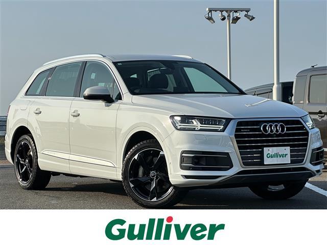 Ｑ７(アウディ) ３．０ＴＦＳＩクワトロ　純正ナビ　ＤＶＤ／ＤＴＶ／Ｂｌｕｅｔｏｏｔｈ　バックカメラ　黒革シート　パワーシート　メモリーシート 中古車画像