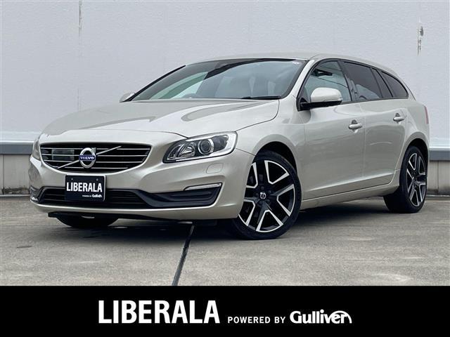 Ｖ６０(ボルボ) Ｄ４　ダイナミックエディション　純正ナビ　バックカメラ　レザーシート　衝突軽減ブレーキ　純正１８インチアルミホイール　ＨＩＤヘッドライト　ドライブレコーダー　シートヒーター　スマートキー　キーレス　電動格納ミラー　ＥＴＣ 中古車画像