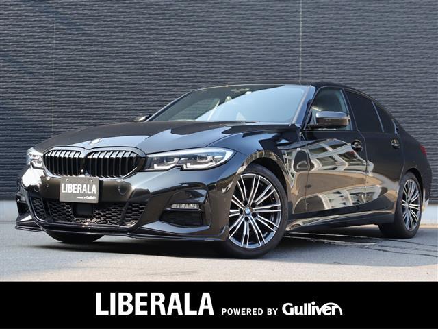 ３シリーズ(BMW) ３２０ｉ　Ｍスポーツ　禁煙　インテリＳ　ＡＣＣ　ＢＳＭ　純ナビ　ＣａｒＰｌａｙ　ＢＴ　３６０°　ワイヤレス充電　半革　シートＨ　Ｐシート　ＬＥＤ　Ａハイビーム　ステアＳ　Ｐシフト　Ａワイパー　純正１８インチＡＷ　ＥＴＣ 中古車画像