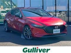 MAZDA3ファストバック XD Lパッケージ 純正ナビ/全方位カメラ/iアクティブセンス/シートヒーター/レザーシート/ドライブレコーダー/ヘッドアップディスプレイ/ブラインドスポットモニター/レーダークルーズコントロール/ETC/コーナーセンサ 中古車画像