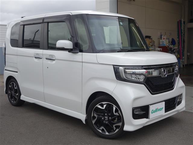 Ｎ－ＢＯＸカスタム Ｇ・Ｌターボホンダセンシング　フルセ　両側ＰＷスライドドア　ＡＨＢ　車線逸脱　Ｂモニタ　Ｉストップ　ＢＬＵＥＴＯＯＴＨ　レーダークルーズ　セキュリティー　ＵＳＢ接続　ＳＤ　ナビＴＶ　キーレスエントリー　ＶＳＡ　ベンチＳ　ＰＷ　ＰＳ（1枚目）