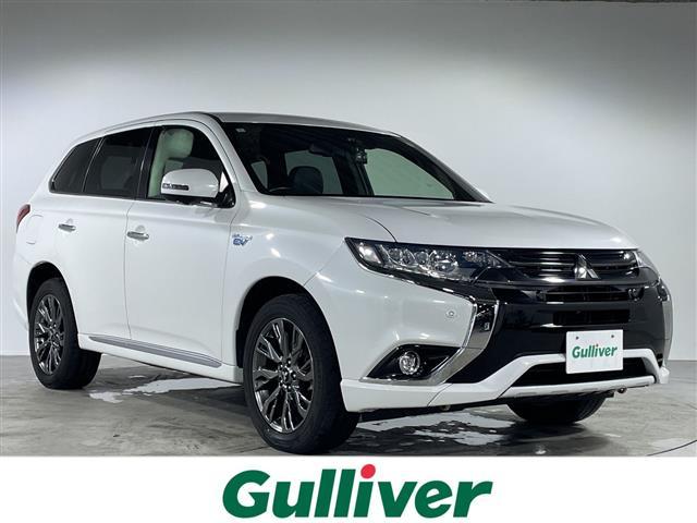 アウトランダーＰＨＥＶ Ｓエディション　純正ディスプレイオーディオ　全方位カメラ　追従型クルーズコントロール　Ｄ／Ｎシートヒーター　Ｄ席パワーシート　電動リアゲート　パドルシフト　ビルトインＥＴＣ　パーキングセンサーシステムサンルーフＢＳＭ（1枚目）