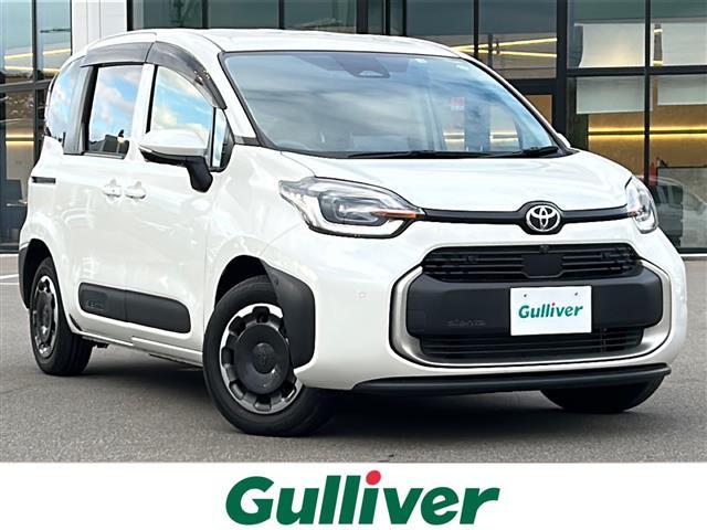シエンタ ハイブリッドＺ　・４ＷＤ・寒冷地仕様・純正メーカーＯＰナビ・ディスプレイオーディオ・ＡＭ／ＦＭ／ＢＴ／ＴＶ・両側パワースライドドア・衝突軽減装置・レーンキープアシスト・横滑り抑制装置・全方位バックカメラ（1枚目）