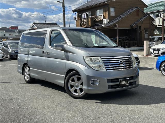 大人気エルグランド! エルグランド入荷!エルグランドのことならおまかせ!