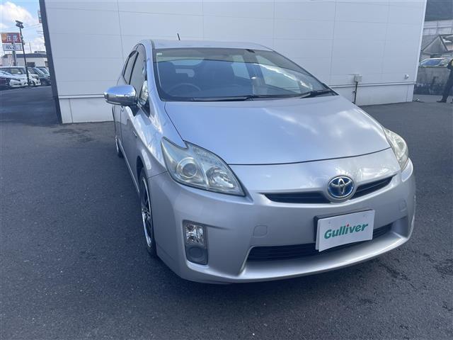 大人気プリウス！ プリウス入荷！プリウスのことならおまかせ！