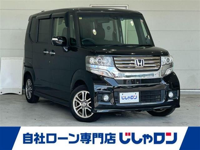 沖縄県の中古車ならＮ－ＢＯＸカスタム Ｇ　ＳＳパッケージ　本土仕入れ　プッシュスタート　ナビ　ＴＶ　Ｂｌｕｅｔｏｏｔｈ接続　バックカメラ　両側パワースライドドア　ドライブレコーダー　純正フロアマット　純正アルミホール　横滑り防止装置　アイドリングストップ