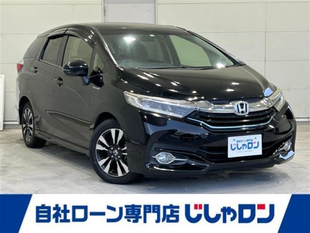 沖縄県の中古車ならシャトル ハイブリッドＸ　本土仕入　純正ナビ　バックカメラ　ＥＴＣ　衝突軽減ブレーキ　クルーズコントロール　コーナーセンサー　パドルシフト　ハーフレザーシート　純正アルミホイール　プッシュスタート　スマートキー　オートライト