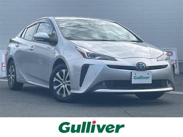 プリウス（トヨタ）Ａプレミアム　純ディスプレイオーディオ／Ｂカメ／ＥＴＣ２．０／ドラレコ／レーダークルコン／Ｐアシスト／ＨＵＤ／レーンキープ／シートヒーター＆エアシート／ＢＳＭ／電格ウィンカーミラー／ドアバイザー 中古車画像