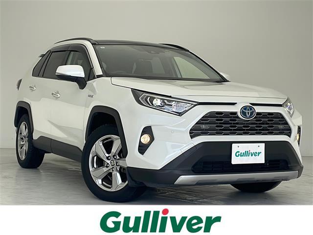 ＲＡＶ４(トヨタ) ハイブリッドＧ　禁煙車　Aftermarketナビ　フルセグＴＶ　Ｂｌｕｅｔｏｏｔｈ　バックカメラ　ドライブレコーダー　ＥＴＣ　サンルーフ　シートヒーター　シートメモリー　ステアリングヒーター　パワーバックドア　トヨタセーフティセンス 中古車画像