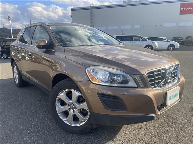 ＸＣ６０(ボルボ) Ｔ５　ＬＥ 中古車画像