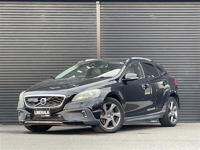 大人気ボルボ　Ｖ４０！ ボルボ　Ｖ４０入荷！ボルボ　Ｖ４０のことならおまかせ！