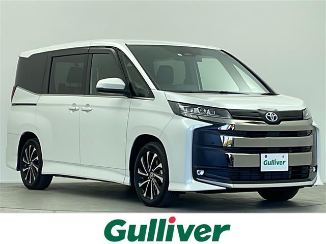 ノア(トヨタ) ハイブリッドＳ−Ｚ　純正１０．５ｉｎｃディスプレイオーディオ　快適利便ＰＫＧ　３眼ＬＥＤヘッドライト　パワーバックドア　ユニバーサルステップ　１００Ｖ充電　トヨタセーフティセンス　両側ハンズフリーパワースライドドア 中古車画像