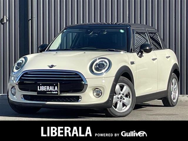 ＭＩＮＩ(ミニ) クーパー　ペッパーパッケージ　純正ナビ　バックカメラ　ＥＴＣ　インテリジェントセーフティ　コンフォートアクセス　純正１５ＡＷ　ステアリングスイッチ　ＬＥＤヘッドライト 中古車画像