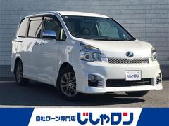 ヴォクシー ZS 煌 禁煙車/カーナビ/スマートキー/プッシュスタート/バックカメラ/両側パワースライドドア/フリップダウンモニター/ドライブレコーダー/チップアップシート/パドルシフト/オートライト/電格ミラー 中古車画像