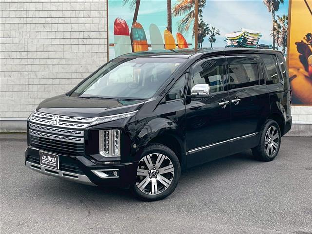 デリカＤ：５(三菱) Ｐ　４ＷＤクラリオン１０．１型ＳＤナビＣＤ／ＤＶＤ／フルセグＴＶ／ＢｌｕｅｔｏｏｔｈＥＴＣ前後ドライブレコーダー　全方位カメラ　両側パワースライドドア　パワーバックドア　Ｄ席パワーシート　前席シートヒータ 中古車画像