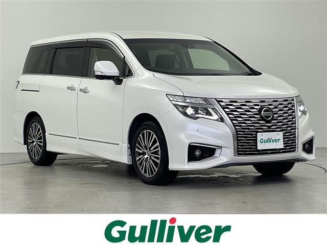 エルグランド(日産) ２５０ハイウェイスターＳ　Aftermarket９インチナビ　フリップダウンモニター　アラウンドビューモニター　エマージェンシーブレーキ　ハーフレザーシート　純正アルミホイール　両側パワースライドドア　レーダークルーズコントロール　ドラレコ 中古車画像