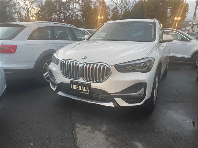 Ｘ１(BMW) ｘＤｒｉｖｅ　１８ｄ　ｘライン　茶革シート　ＡＣＣ　ＬＫＡ　インテリジェントセーフティ　アンビエントライト　Ｐシート　シートヒーター　Ｐバックドア　ＬＥＤヘッドライト　ワイヤレスチャージ　シートメモリ　４ＷＤ　ミラーＥＴＣ 中古車画像