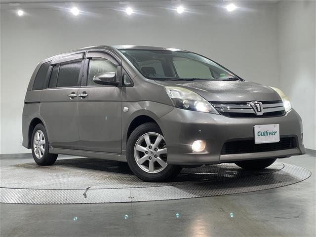 アイシス(トヨタ) プラタナ　Ｖセレクション 中古車画像