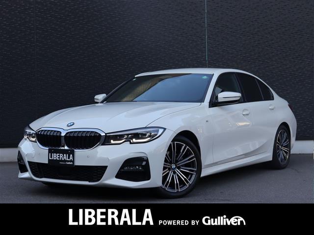 ３シリーズ(BMW) ３２０ｉ　コンフォートＰＫＧ　ハイラインＰＫＧ　ＡＣＣ　インテリジェントＳＢＳＭ　純正ナビ　ＢＴ　地デジ　３６０°　ワイヤレス充電　黒本革　Ｐシート　シートＨ　ステアＳ　アンビエントライト　Ｐバックドア　ＥＴＣ 中古車画像
