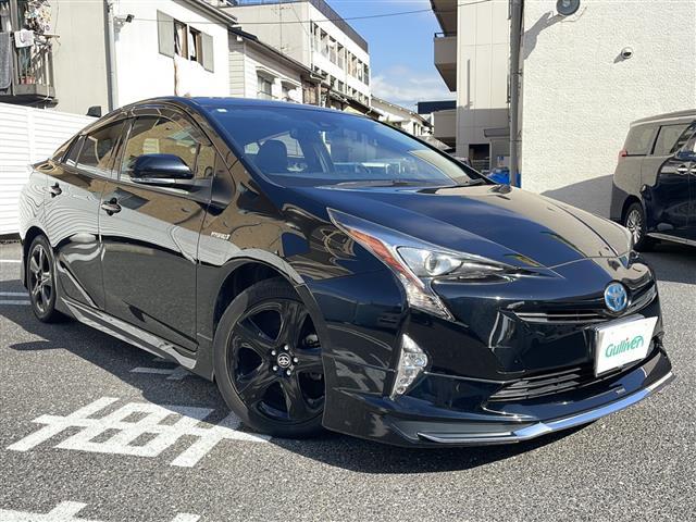 沖縄県の中古車ならプリウス Ｓツーリングセレクション