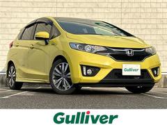 フィットハイブリッド Sパッケージ 横滑り防止 パドルシフト ステアリングスイッチ 純正ナビ バックカメラ 社外ETC ドライブレコーダー(前方) LEDヘッドライト 冬タイヤ フォグランプ スマートキー スペアキー チップアップシート 中古車画像