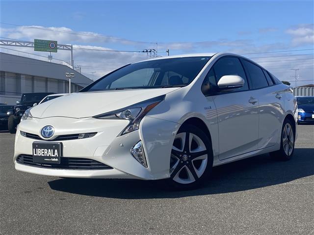 大人気プリウス！ プリウス入荷！プリウスのことならおまかせ！