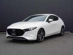 マツダ　ＭＡＺＤＡ３ファストバック　２０Ｓバーガンディ　セレクション　衝突被害軽減システム　アダプティブクルーズコントロール