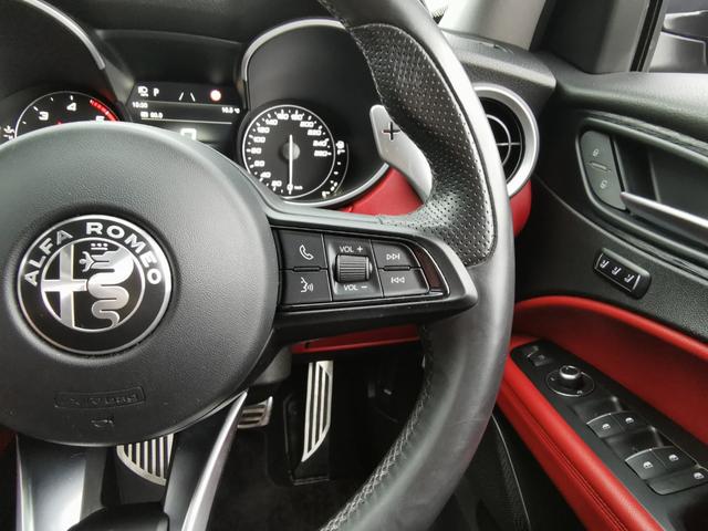 ステルヴィオ 2.2ターボ ディーゼルQ4スプリント 1オーナー 禁煙 ACC 赤革 DNAシステム ナビ フルセグ バックカメラ パドルシフト ブラインドスポットモニター レーンディパーチャーワーニング 衝突軽減 メモリー付電動シート シートヒーター(43枚目)