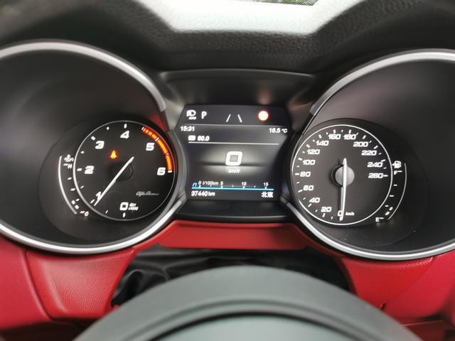 ステルヴィオ 2.2ターボ ディーゼルQ4スプリント 1オーナー 禁煙 ACC 赤革 DNAシステム ナビ フルセグ バックカメラ パドルシフト ブラインドスポットモニター レーンディパーチャーワーニング 衝突軽減 メモリー付電動シート シートヒーター(47枚目)