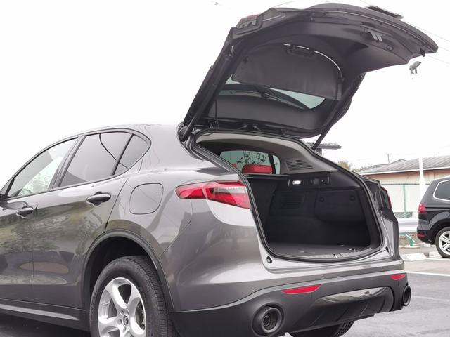 ステルヴィオ 2.2ターボ ディーゼルQ4スプリント 1オーナー 禁煙 ACC 赤革 DNAシステム ナビ フルセグ バックカメラ パドルシフト ブラインドスポットモニター レーンディパーチャーワーニング 衝突軽減 メモリー付電動シート シートヒーター(64枚目)