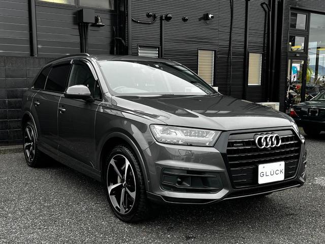 Ｑ７ サムライエディション　７人乗り　７０台限定　マトリクスＬＥＤ　カーボンスタイルパッケージ（3枚目）