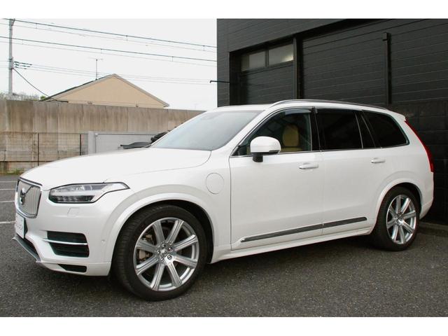 ＸＣ９０ Ｔ８　ツインエンジン　ＡＷＤ　インスクリプション　Ｂｏｗｅｒｓ＆Ｗｉｌｋｉｎｓプレミアムサウンドシステム　プラグインハイブリッド本革シート　ベンチレーション　シートヒーター　ステアリングヒーター　２１インチアルミホイール　ＡＣＣ（4枚目）