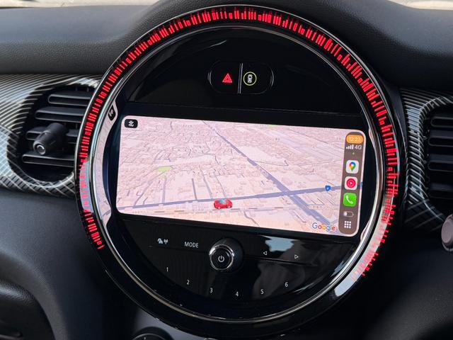 ＭＩＮＩ クーパー　レゾリュート・エディション　１オーナー　禁煙車　特別仕様車　ハーフレザー　クルコン　ＡｐｐｌｅＣａｒＰｌａｙ　ＡｎｄｒｏｉｄＡｕｔｏ　バックカメラ　前席シートヒーター　スマートキー　前後ドラレコ　ＬＥＤヘッドライト　純正１８ＡＷ（13枚目）