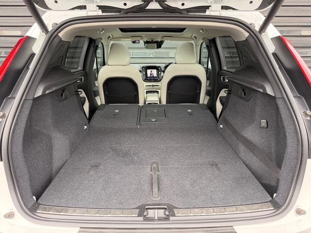 ＸＣ４０ Ｔ５　ＡＷＤ　インスクリプション　禁煙車　スライディングルーフ　ｈａｒｍａｎ／ｋａｒｄｏｎ　クリスタルシフトノブ　３６０度カメラ　全席シートヒータ　ステアリングヒータ　前後ドラレコ　ハンズフリーパワーテールゲート　純正１９ＡＷ　ＡＣＣ（35枚目）