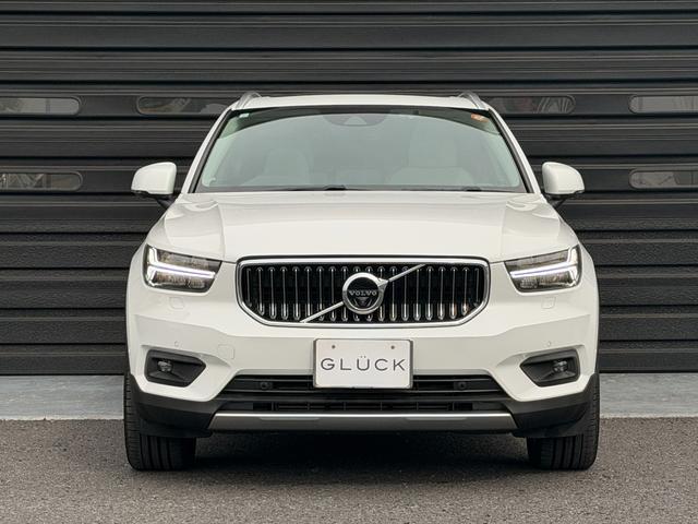 ＸＣ４０ Ｔ５　ＡＷＤ　インスクリプション　禁煙車　スライディングルーフ　ｈａｒｍａｎ／ｋａｒｄｏｎ　クリスタルシフトノブ　３６０度カメラ　全席シートヒータ　ステアリングヒータ　前後ドラレコ　ハンズフリーパワーテールゲート　純正１９ＡＷ　ＡＣＣ（42枚目）