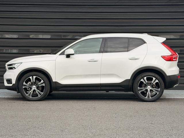 ＸＣ４０ Ｔ５　ＡＷＤ　インスクリプション　禁煙車　スライディングルーフ　ｈａｒｍａｎ／ｋａｒｄｏｎ　クリスタルシフトノブ　３６０度カメラ　全席シートヒータ　ステアリングヒータ　前後ドラレコ　ハンズフリーパワーテールゲート　純正１９ＡＷ　ＡＣＣ（43枚目）