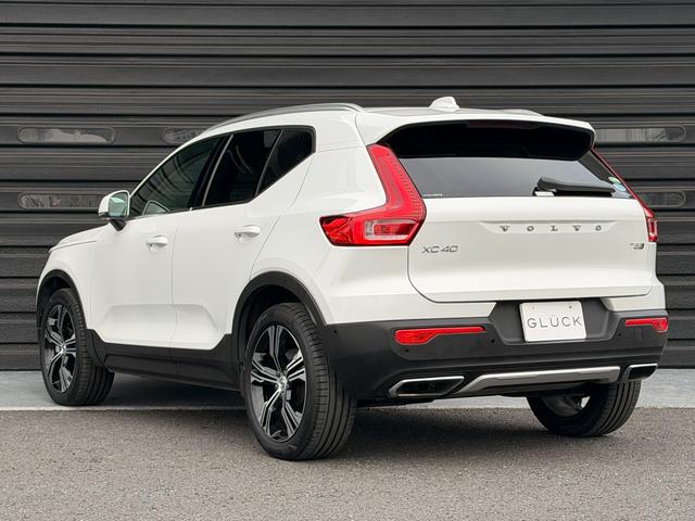 ＸＣ４０ Ｔ５　ＡＷＤ　インスクリプション　禁煙車　スライディングルーフ　ｈａｒｍａｎ／ｋａｒｄｏｎ　クリスタルシフトノブ　３６０度カメラ　全席シートヒータ　ステアリングヒータ　前後ドラレコ　ハンズフリーパワーテールゲート　純正１９ＡＷ　ＡＣＣ（45枚目）
