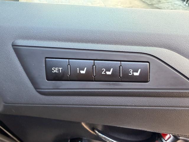 ヴェルファイアハイブリッド ZR Gエディション 1オーナ 禁煙車 スライディングルーフ インテリジェントルームミラー ヒータ&クーラ付フロントシート ヒータ付リアシート ステアリングヒータ フリップダウンモニター パワーバックドア 17AW ACC(28枚目)