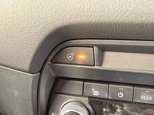 ＣＸ－８ ＸＤ　ブラックトーンエディション　１オーナー　禁煙車　７人乗り　ＨＵＤ　ステアリングヒーター　全周囲カメラ　全席シートヒーター　電動フロントシート　運転席側シートメモリー　パワーテールゲート　３列目電源ポート　純正１９ＡＷ　ＡＣＣ（3枚目）