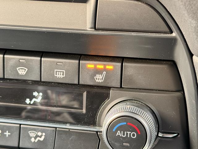 ＣＸ－８ ＸＤ　ブラックトーンエディション　１オーナー　禁煙車　７人乗り　ＨＵＤ　ステアリングヒーター　全周囲カメラ　全席シートヒーター　電動フロントシート　運転席側シートメモリー　パワーテールゲート　３列目電源ポート　純正１９ＡＷ　ＡＣＣ（5枚目）