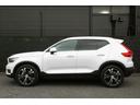 ＸＣ４０ Ｂ４　ＡＷＤ　インスクリプション　ワンオーナー　ステアリングヒーター　ホワイトレザーシート　メーカー純正ナビ　ＴＶ　バックカメラ　Ｈａｒｍａｎ／Ｋａｒｄｏｎ　パワーバックドア　３６０°カメラ　ＶＯＬＶＯ純正ドライブレコーダー（5枚目）