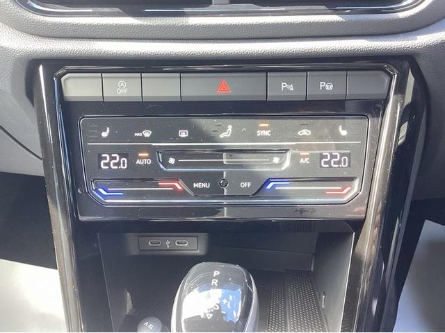 Ｔ－ロック ＴＤＩ　４モーション　Ｒライン　ブラックスタイル　正規ディーラー認定中古車　Ｂ／Ｓ専用エクステリア　ＩＱ，ＬＩＧＨＴ　シートヒーター（15枚目）