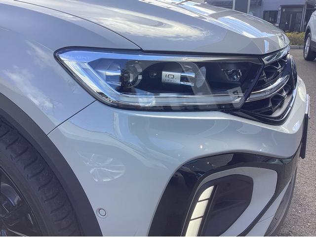 Ｔ－ロック ＴＤＩ　４モーション　Ｒライン　ブラックスタイル　正規ディーラー認定中古車　Ｂ／Ｓ専用エクステリア　ＩＱ，ＬＩＧＨＴ　シートヒーター（22枚目）